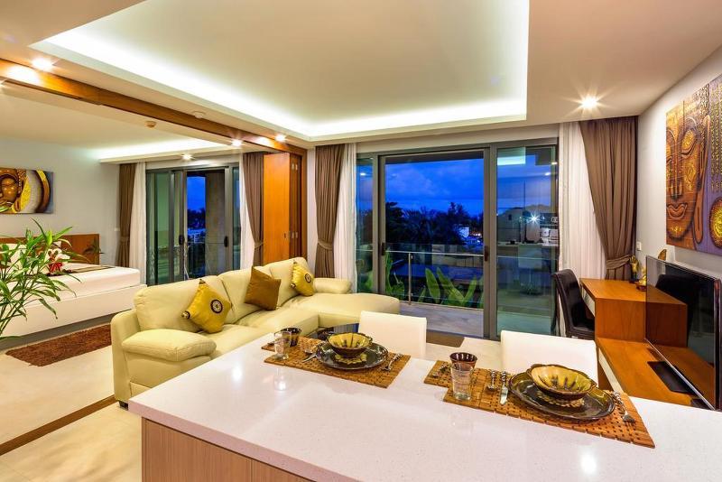 At The Tree Condominium Phuket Exterior photo